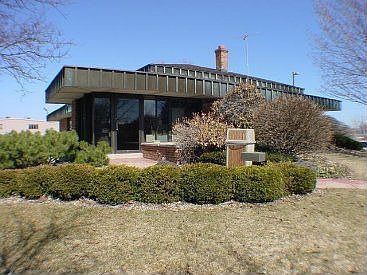2nd image of 5700 77th St