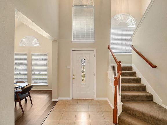 2nd image of 3152 Delaford Dr