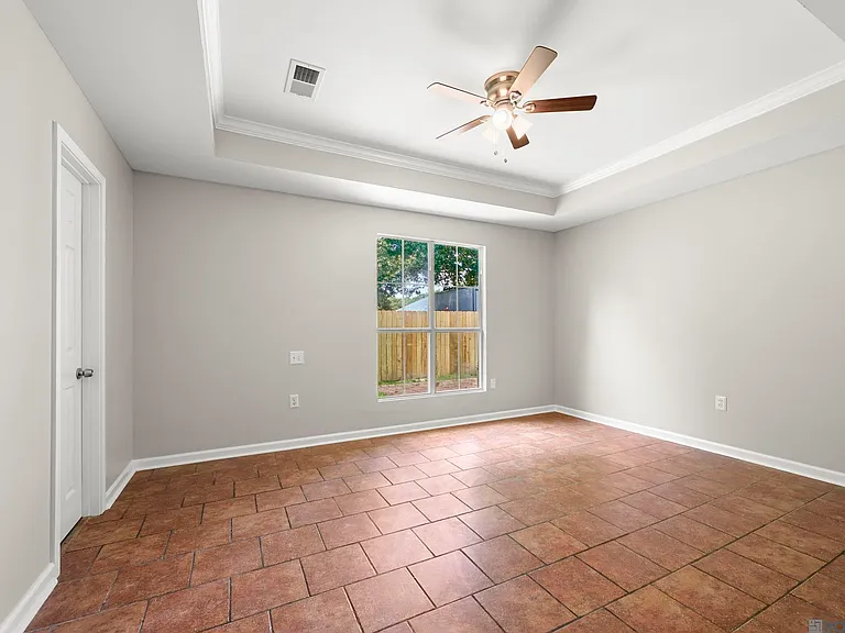 5050 Stumberg Ln — Photo 15