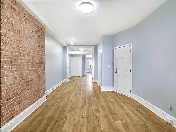 3rd image of 322 Washington St APT 6