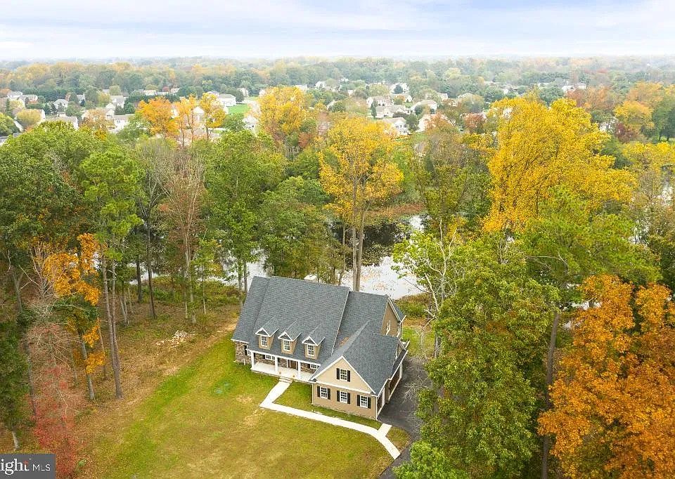 1st image of 637 Fawn Haven Walk