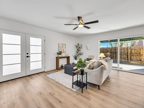 5th image of 6062 W TOWNLEY Avenue
