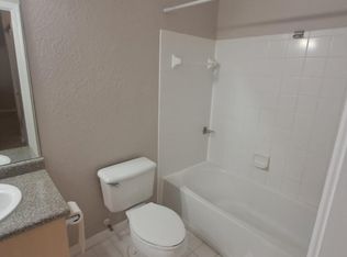 260 Crestwood Cir, West Palm Beach, FL 33411