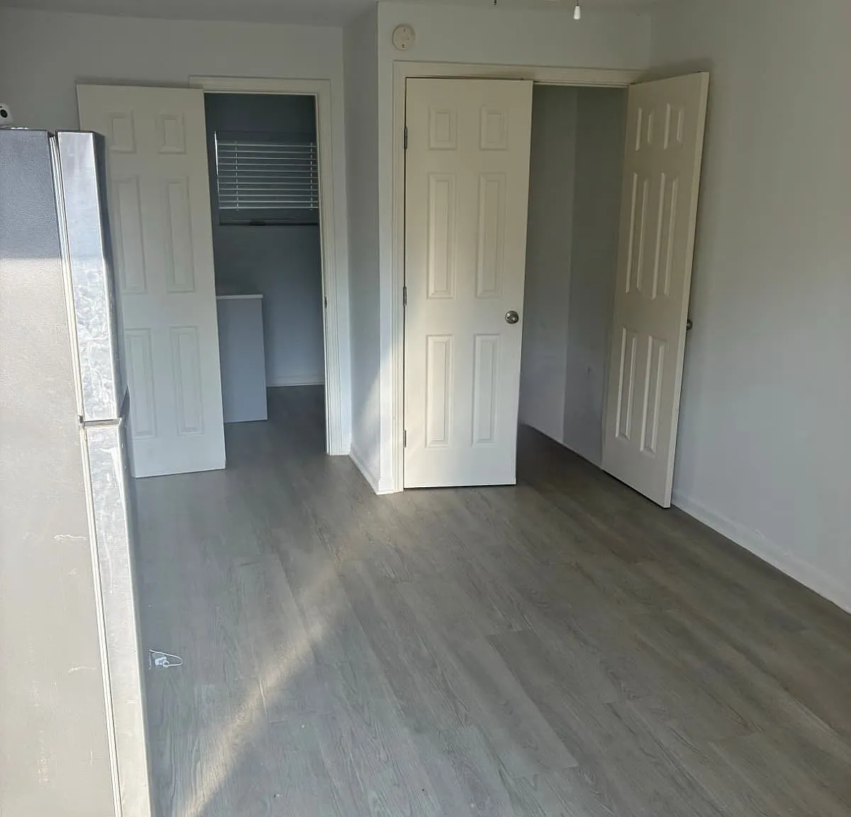 806 E Emily Ave — Photo 4