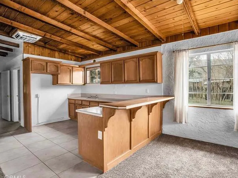 6936 Grand Ave — Photo 6