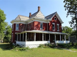 301 E Mound St, Knox, IN 46534