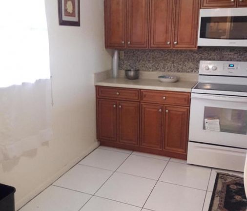 5th image of 2800 Somerset Dr APT 417J