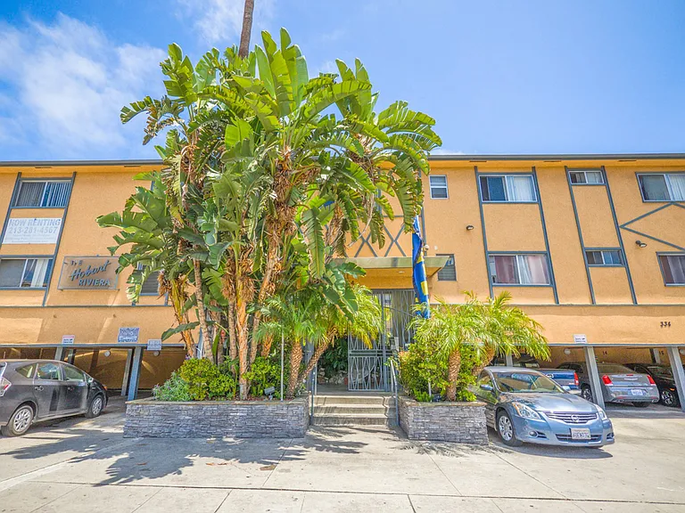 334 S. Hobart Blvd — Photo 7