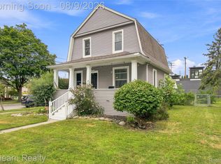 22350 Park St, Dearborn, MI 48124