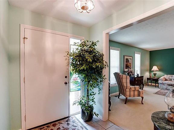 4th image of 917 Cedar Creek Cir