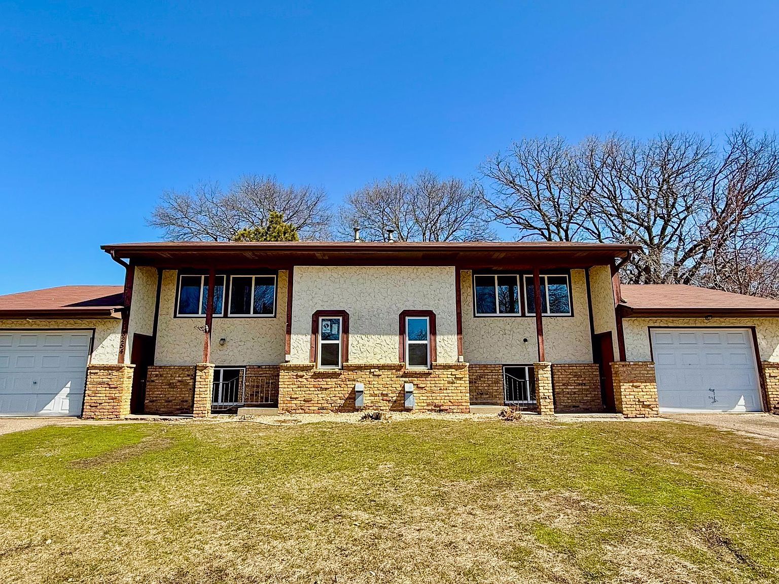 8252 Brunswick Ave N, Brooklyn Park, MN 55443 | Zillow