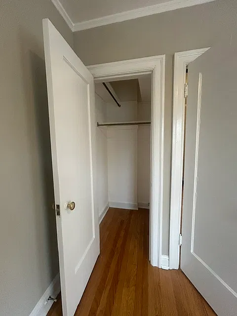 1 bed, 700 sqft, $1,600 — Photo 4