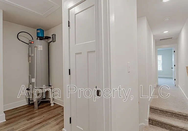 1554 Shallons Ct — Photo 19