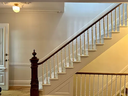 Rented by Compass | media 7