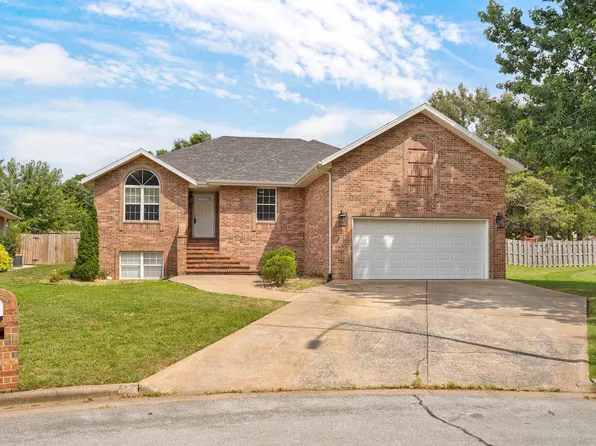 514 Chapel Hill Court, Nixa, MO 65714