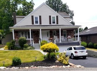 2347 Silver Oak Dr, Pittsburgh, PA 15220