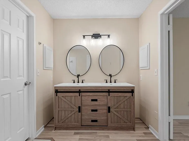 18182 Forest Cedars Dr — Photo 13