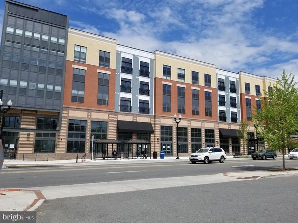 989 S Buchanan St UNIT 320, Arlington, VA 22204