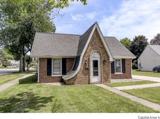 3300 S 1st St, Southern View, IL 62703
