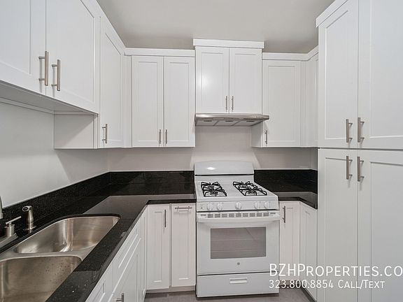 5th image of 217 S Carondelet St #4