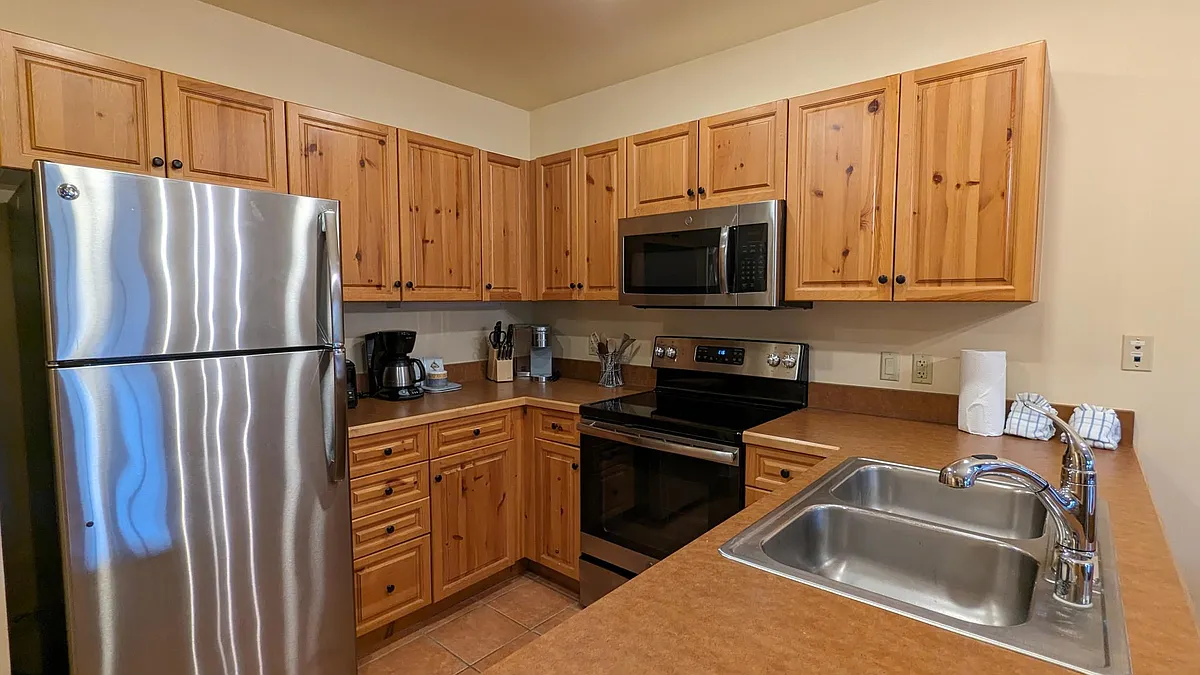 All stainless appliances, including a dishwasher and sink disposal. - 135 Dercum Dr #8588