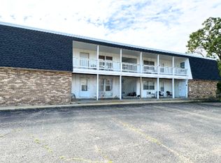811 11th St #1, Charles City, IA 50616