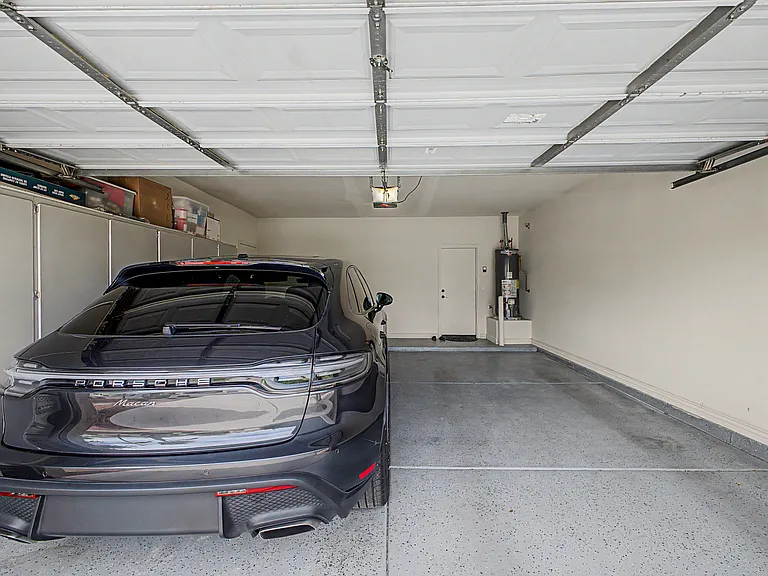 12867 W Segovia Dr — Photo 32