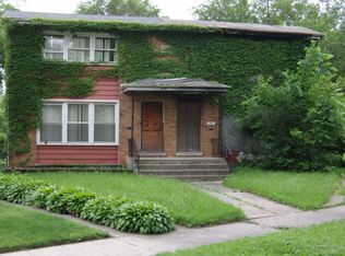 90 W 140th St, Riverdale, IL