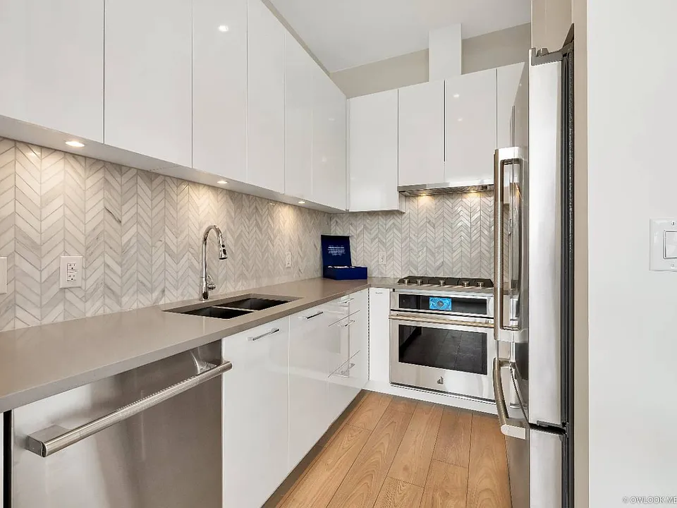 3559 E Kent Ave N #Townhouse 3