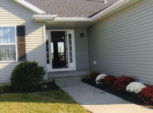 2410 Pebble Creek Dr, Marion, IA 52302