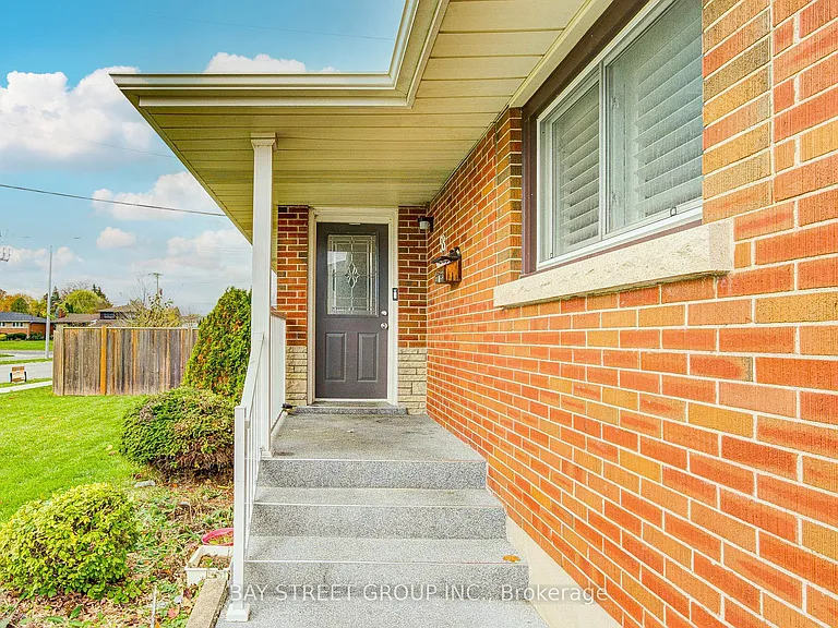 58 Broderick Ave — Photo 3