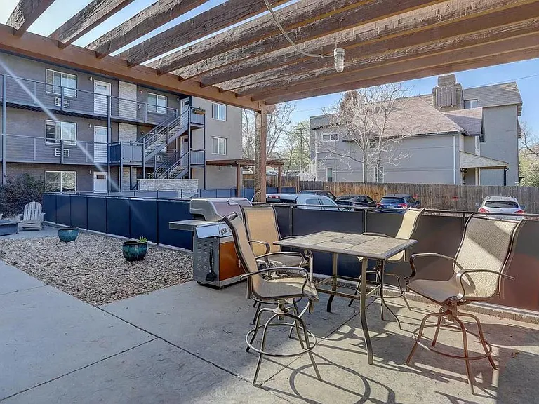 120 S Pennsylvania St #302 — Photo 23