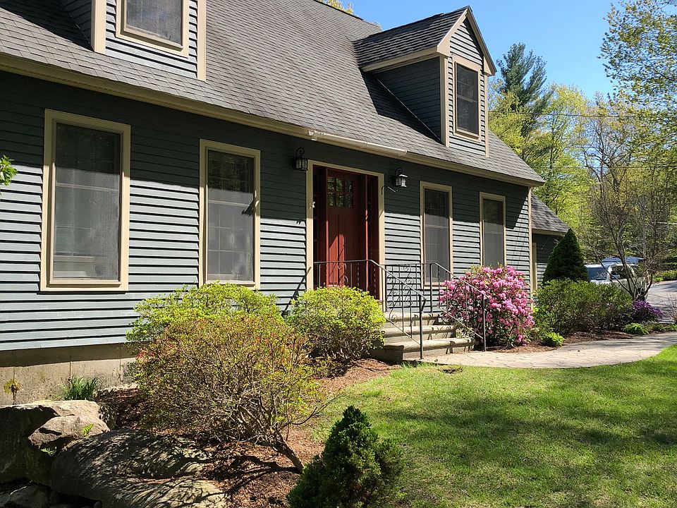 2nd image of 54 Clark Rd