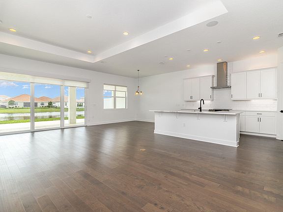 5th image of 3079 Avalonia Dr