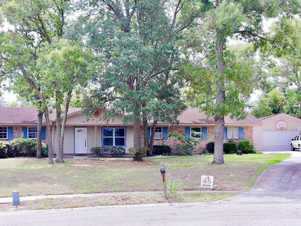 1st image of 4061 Thicket Ln