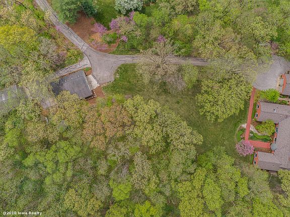 4th image of 2577 SE Woodridge Dr