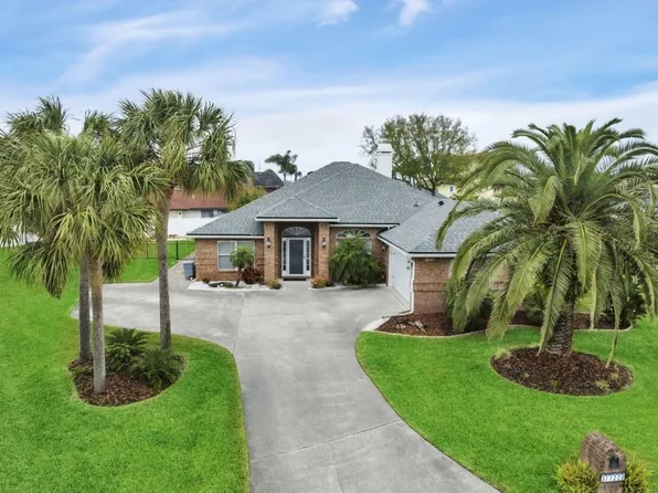 11236 Island Club Ln, Jacksonville, FL 32225