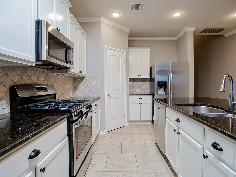 2700 Auburn Chestnut Ln — Photo 8