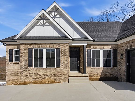 3rd image of 6968 Pinehurst Pl