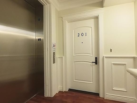 2nd image of 1226 El Camino Real #201