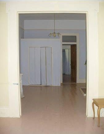 3rd image of 1017 Alvar St