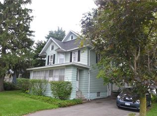 6425 E Townline Rd, Williamson, NY 14589