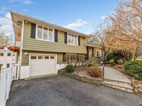 773 White Birch Rd, Washington Township, NJ 07676