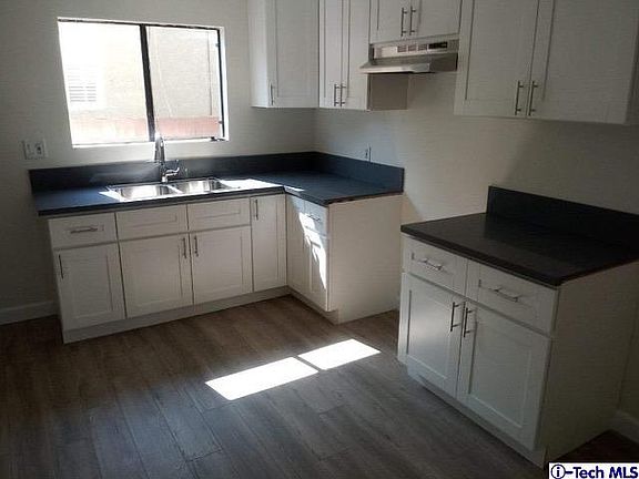 4th image of 212 W Linden Ave #B