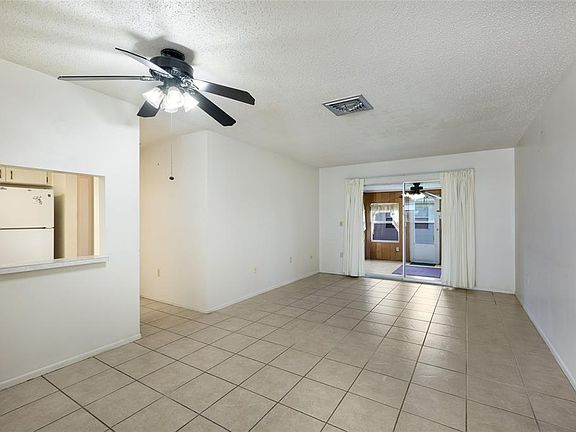 4th image of 5994 HIBISCUS DRIVE