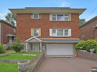 1227 Inwood Ter, Fort Lee, NJ 07024