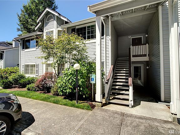 2nd image of 23303 Cedar Way APT T101
