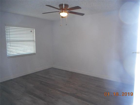 5th image of 227 Yale Dr