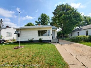 736 Stanley St, Lansing, MI 48915