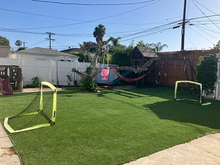 1415 Stearns Dr — Photo 58